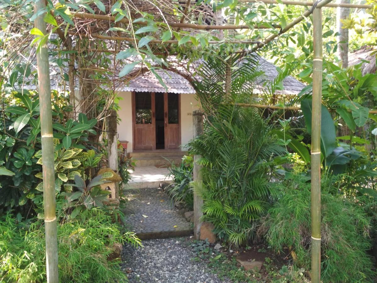 Pondok Pisang Candidasa Exterior photo